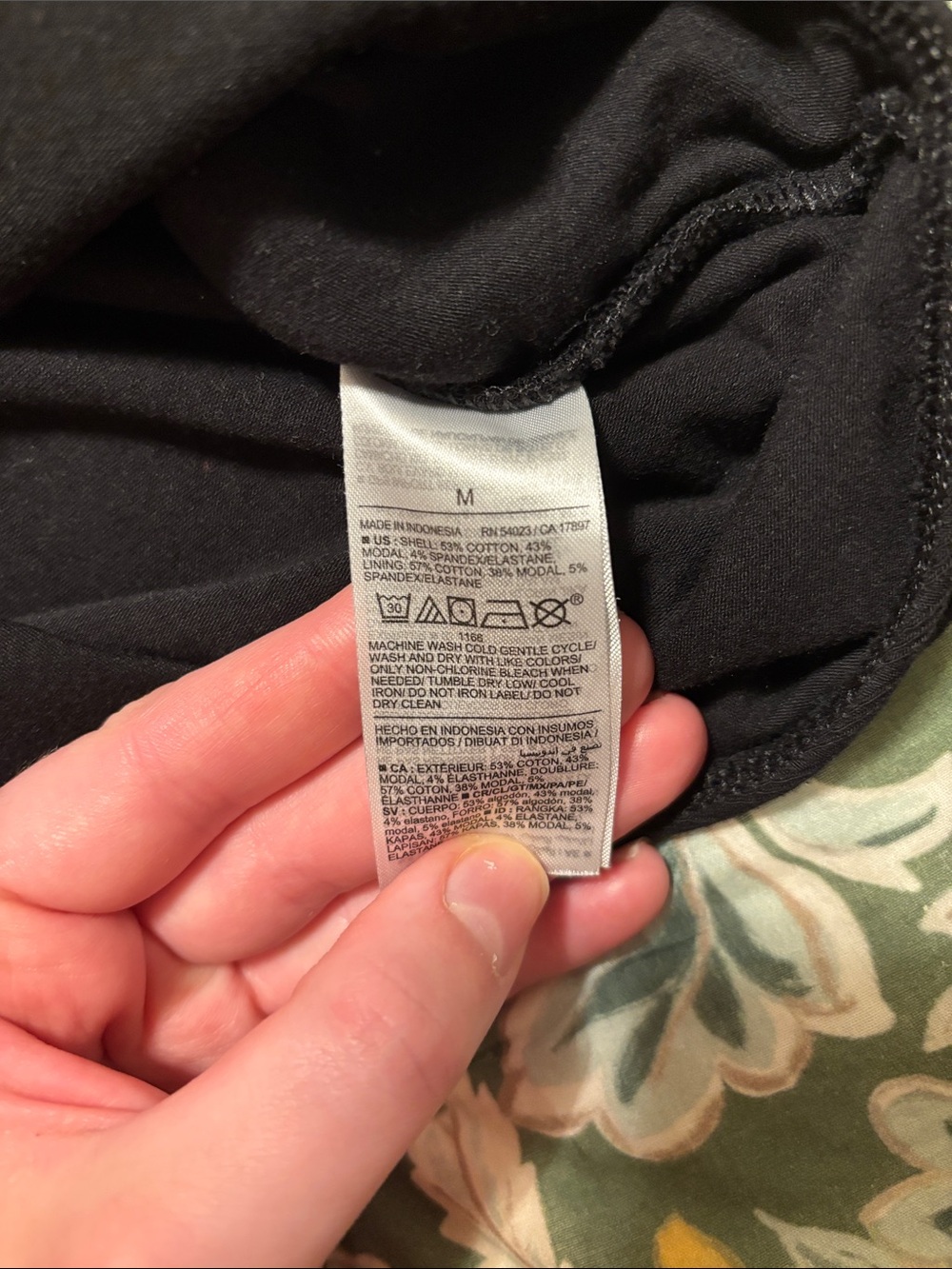 Old Navy Black Ribbed V-Neck Tie-Shoulder Bodysuit - Picture 5 of 5